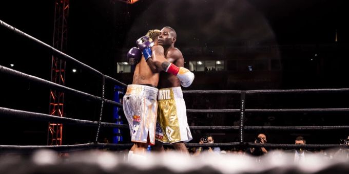 John Riel Casimero (li.) gegen Guillermo Rigondeaux. Guillermo Rigondeaux Boxen Kuba