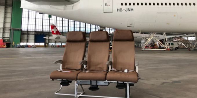 Die Dreiersitze der Boeing 777-300ER Flotte werden versteigert und der Erlös wird gespendet. swiss economy sitze