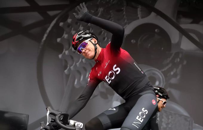 Chris Froome gewann mit dem Team Ineos (vormals Team Sky) viermal die Tour de France. Chris Froome Team Ineos