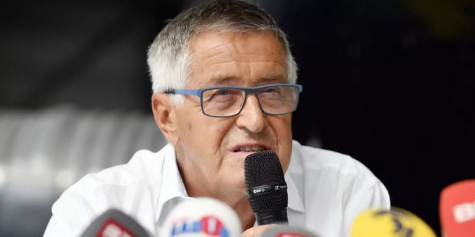 Kurt Waldmeier CEO, JU-AIR an einer Medienkonferenz der JU- AIR zur Wiederaufnahme des Flugbetriebes in Duebendorf am Freitag, 17. August 2018. Kurt Waldmeier, CEO Ju-Air