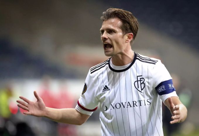 FCB-Captain Valentin Stocker wünscht sich einen baldigen Neustart der Super League. Super League