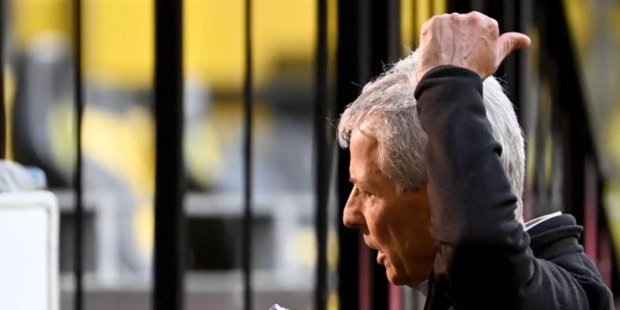 Hatte nach der Heimpleite gegen die Bayern Gesprächsbedarf: BVB-Coach Lucien Favre. Foto: Federico Gambarini/dpa-Pool/dpa