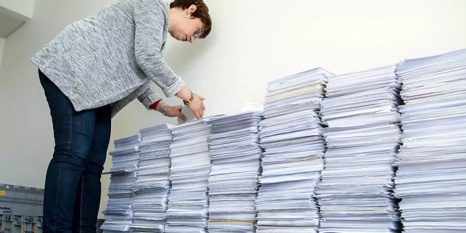 Gestapelte Kurzarbeitsgesuche im Kanton Waadt. (Archivbild) Gestapelte Kurzarbeitsgesuche im Kanton Waadt. (Archivbild)