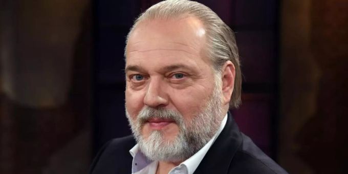 «Der Alte» mit Jan Gregor Kremp in der Hauptrolle hat sich wieder einmal gegen die Konkurrenz durchgesetzt. Foto: Henning Kaiser/dpa «Der Alte» mit Jan Gregor Kremp in der Hauptrolle hat sich wieder einmal gegen die Konkurrenz durchgesetzt. Foto: Henning Kaiser/dpa