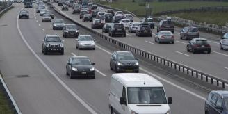 Bern - A1-Autobahnbrücke bei Wangen a.A. wird verstärkt