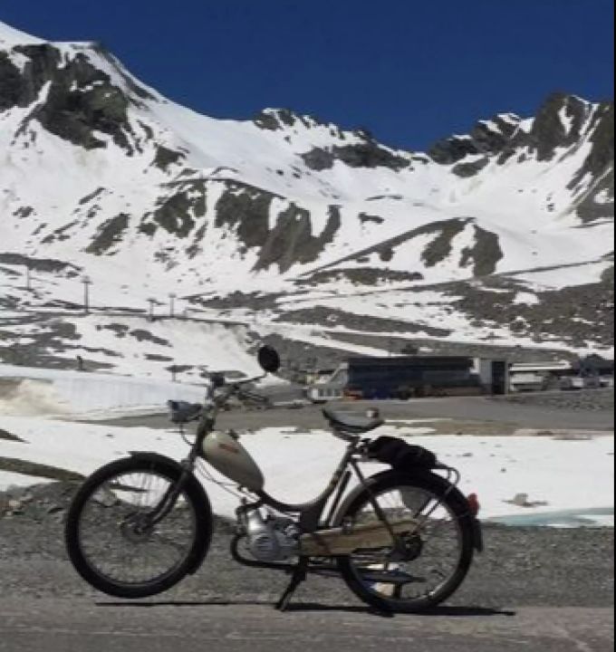 Gletscherfahrt Ötztaler Mopedmarathon. Sekuropfer Böju