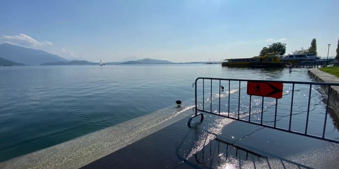 Schwimmen im Bereich von Schiffsanlegestellen ist nicht erlaubt.