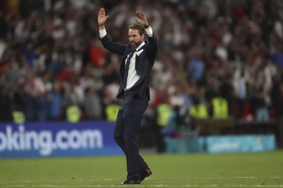 Gareth Southgate fordert die Fans zu respektvollem Verhalten auf.