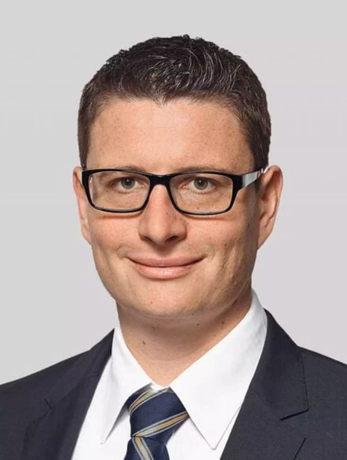 Steven Geissbühler stellt die Mobiliar in Schwarzenburg vor. Mobiliar Versicherung Schwarzenburg