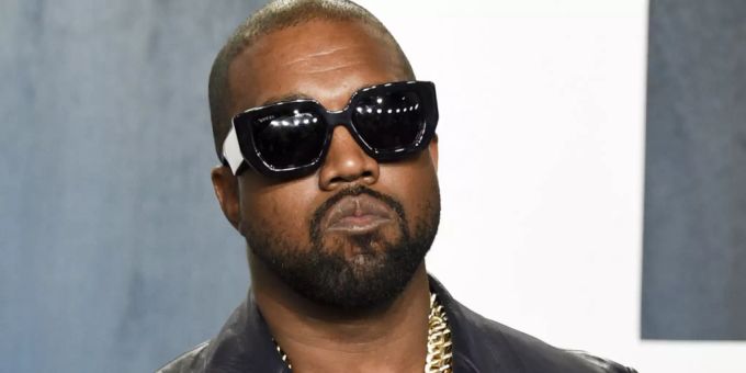 ARCHIV - Rapper Kanye West veröffentlicht sein neues Album «Donda» mit viel Verspätung. Seit dem vergangenem Jahr war das Album angekündigt gewesen. Foto: Evan Agostini/Invision/AP/dpa ARCHIV - Rapper Kanye West veröffentlicht sein neues Album «Donda» mit viel Verspätung. Seit dem vergangenem Jahr war das Album angekündigt gewesen. Foto: Evan Agostini/Invision/AP/dpa