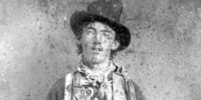 Der Revolverheld Billy The Kid, der als Henry McCarty geboren wurde und sich auch William Bonney nannte, starb im Alter von 21 Jahren. Auf der Flucht vor seiner Hinrichtung wurde er von einem Sheriff erschossen. (Archivbild) Pistole Billy the Kid