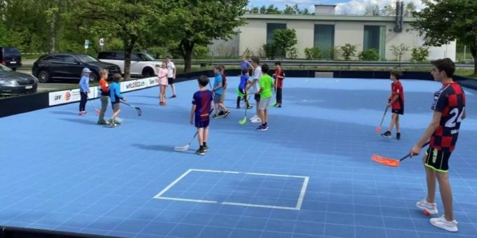 Der UHC Thun freut sich, das Angebot eines Street Floorball-Feldes der Bevölkerung von Thun und Umgebung zur Verfügung zu stellen. Street Floorball-Feld