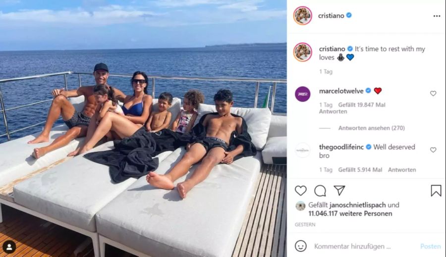 Cristiano Ronaldo geniesst seine Familien-Ferien – und zeigt sein Six-Pack.