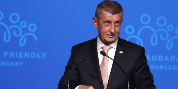Andrej Babis hält eine Rede während des 4. Budapester Demografiegipfels. andrej babis