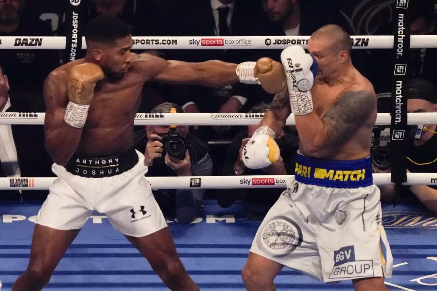 Der herausragende Techniker Usyk hatte gegen Joshua klare Grössen- und Gewichtsnachteile und setzte deshalb auf seine Schnelligkeit.