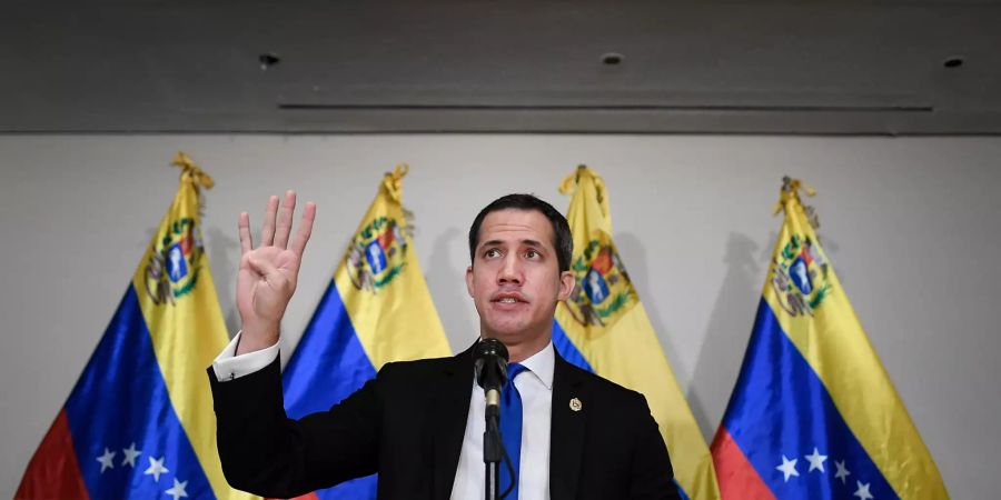 Vor der Parlamentswahl in Venezuela