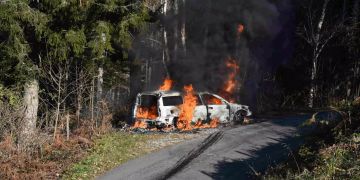Auto in Vollbrand geraten