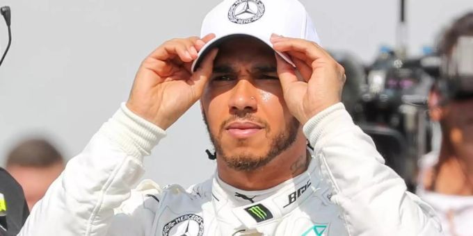 Der Vertrag von Lewis Hamilton mit dem Werksteam von Mercedes läuft am Jahresende aus. Foto: Jan Woitas/dpa-Zentralbild/dpa Der Vertrag von Lewis Hamilton mit dem Werksteam von Mercedes läuft am Jahresende aus. Foto: Jan Woitas/dpa-Zentralbild/dpa