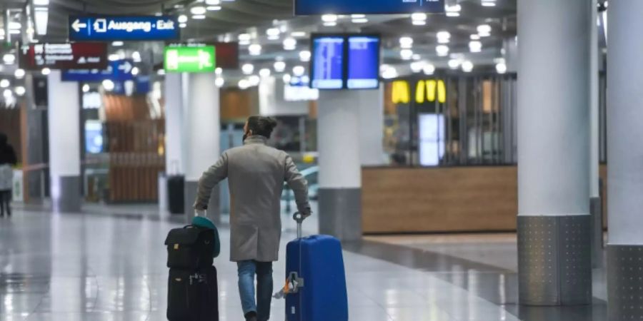 Wer für die Ferien in eine andere Zeitzone fliegt, sollte sich dessen bewusst sein.