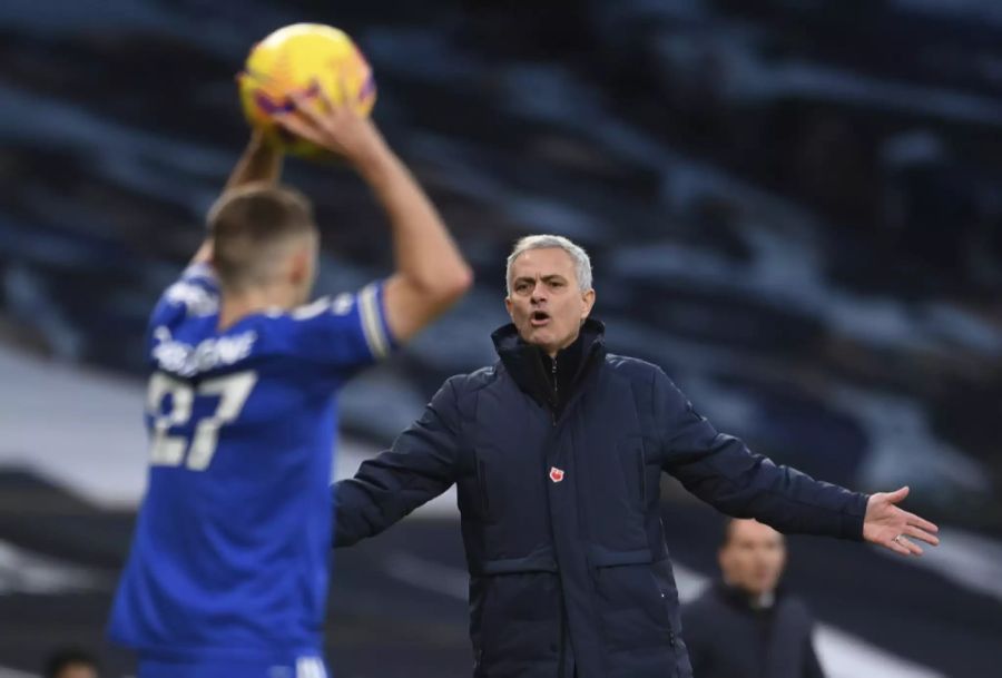 José Mourinho verliert mit Tottenham Hotspur am Sonntag das Spitzenspiel gegen Leicester City.