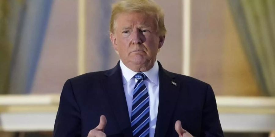 Laut eines Berichts: Ex-US-Präsident Donald Trump hatte eine deutlich stärkere Covid-19-Erkrankung als bislang bekannt. Foto: Alex Brandon/AP/dpa