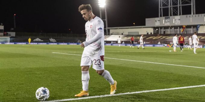 Xherdan Shaqiri im Einsatz für die Schweizer Nati gegen Spanien in der Nations League. Xherdan Shaqiri