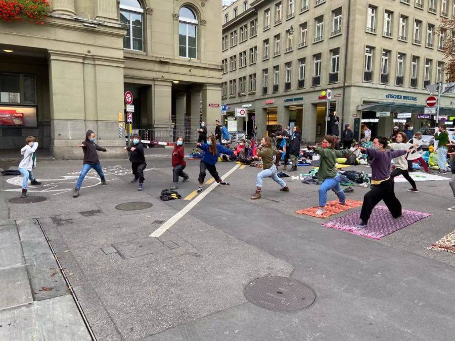 Auch Yoga zur Entspannung darf nicht fehlen.