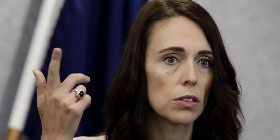 ARCHIV - Jacinda Ardern, Premierministerin von Neuseeland, spricht auf einer Pressekonferenz. Foto: Mark Baker/AP/dpa