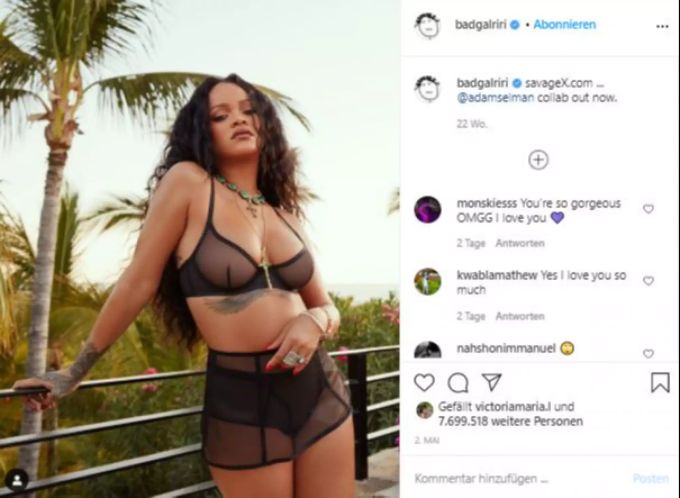Rihanna posiert in ihrer Lingerie. rihanna