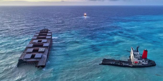 Öl-Tanker «Wakashio» vor Mauritius. Mauritius (insel)