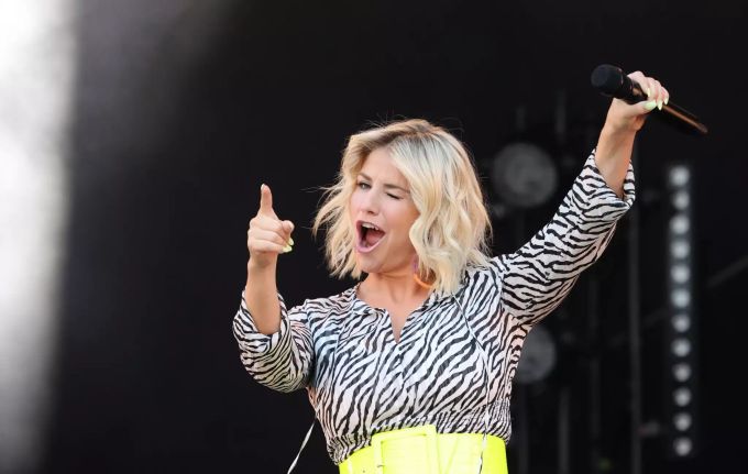 Beatrice Egli vermisst es auf der Bühne zu stehen. Sommer Open