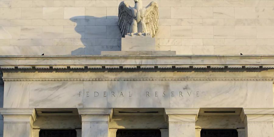 Die Federal Reserve Bank (Fed) belässt den Leitzins unverändert bei nahe null. (Archivbild)