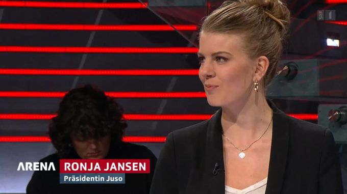 Juso-Chefin Ronja Jansen bezeichnete in der «Arena» die Besetzung des Bundesplatzes als «legitim». SRF Juso «Arena»