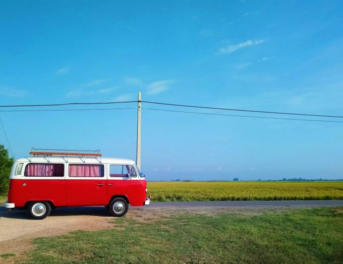 Ferien mit dem Camper versprechen Abenteuer und Freiheit. Ein VW-Camper