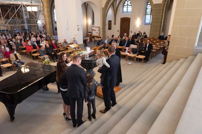Die Taufe im Rahmen des Erntedankfestes war ein kleines Highlight .