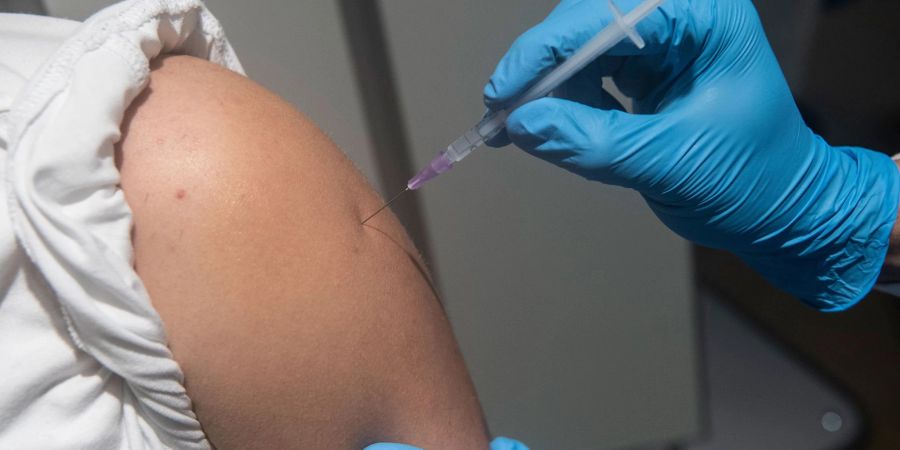 «Die Impfung mit den angepassten Impfstoffen verstärkt noch einmal die Immunität gegenüber Omikron.»