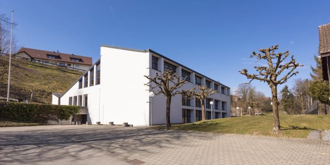 Das Schulhaus Birrhard. Das Schulhaus Birrhard.