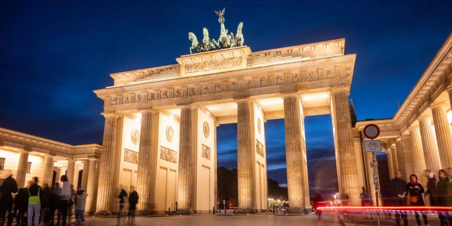 Berlins Wirtschaftssenator Stephan Schwarz (parteilos) zeigte sich zuversichtlich, dass die Erholung der Tourismusbranche trotz der Corona-Pandemie auch im Herbst und Winter anhält.