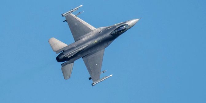 Kampfflugzeug F-16