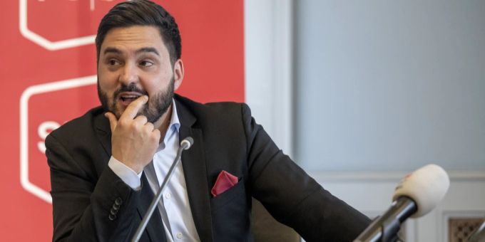 SP-Co-Präsident Cédric Wermuth während der Medienkonferenz zum Rücktritt von Alain Berset aus dem Bundesrat. Cédric Wermuth