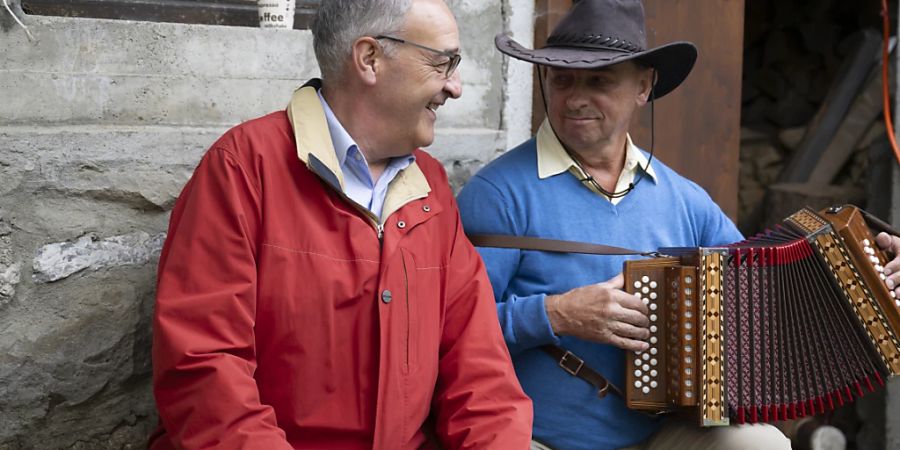 Bauernbrunch für Bundesräte: Wirtschaftsminister Guy Parmelin in Schwarzsee FR.