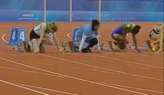 Nasra Abukar Ali (m.) eine Sprinterin Somalias startet an den World University Games über 100 Meter. Nasra Abukar