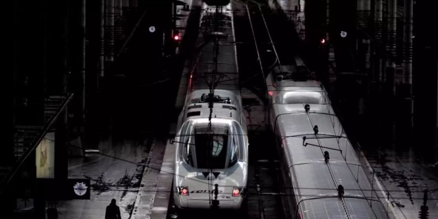 Wegen eines Bahnstreiks in Spanien sind mehrere hundert Zugverbindungen gestrichen worden. Foto: Eduardo Parra/Europa Press/dpa