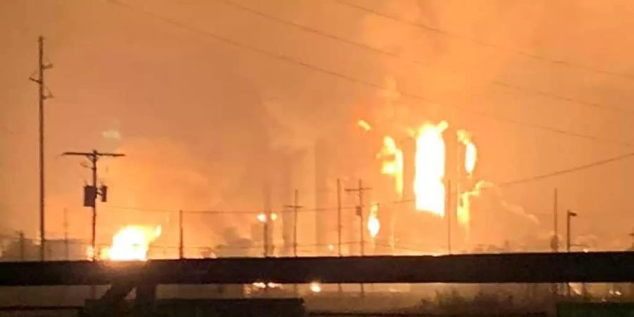 Brand in Chemiefabrik