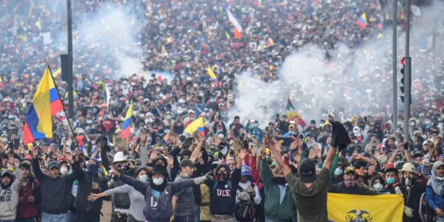 Massenproteste in Quito