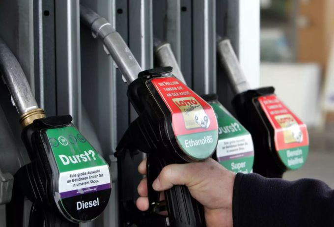 Flexifuel-Autos können mit Bioethanol oder Benzin getankt werden. E85