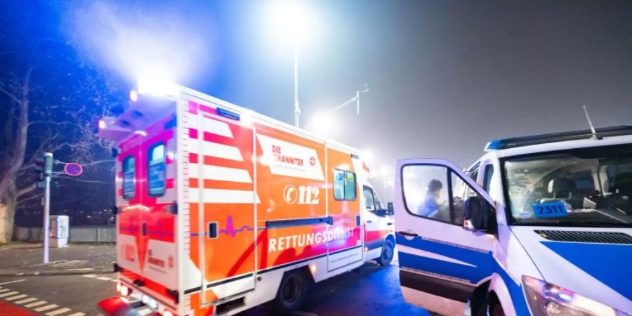 Polizei und Feuerwehr im Einsatz