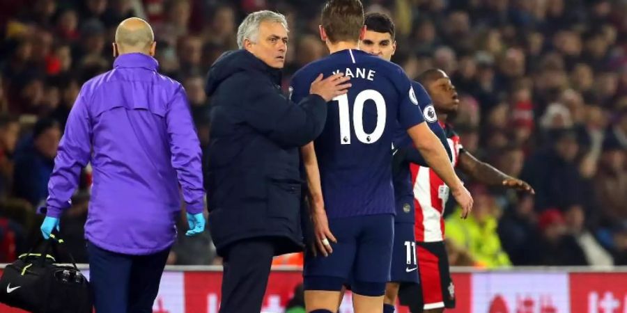Tottenhams Harry Kane wurde verletzt ausgewechselt. Foto: Mark Kerton/PA Wire/dpa