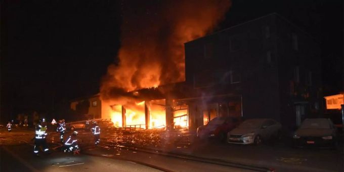 In Schaan im Fürstentum Lichtenstein kam es am Mittwochmorgen zu einer Explosion in einer Autogarage. schaan
