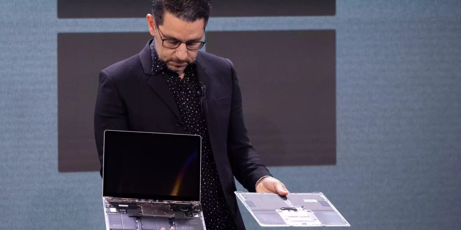 Microsoft Surface Laptop